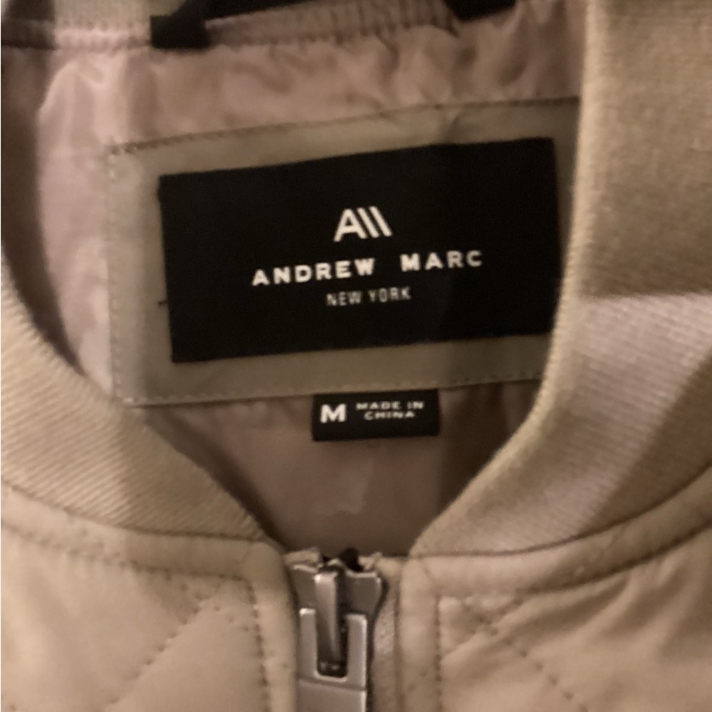 Andrew Marc NY Quilted Jacket size Medium kind of olive green/grey - Picture 3 of 8